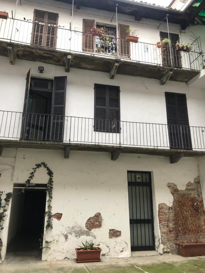 Dolce Eporedia Intero Alloggio Nel Centro Storico Ivrea Eksteriør bilde